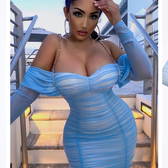 Fashion nova dress - Picture 1 of 7